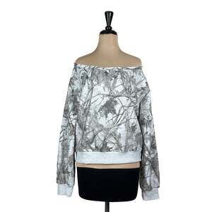 Refuge Charlotte Russe Camo Off Shoulder Sweatshirt Medium